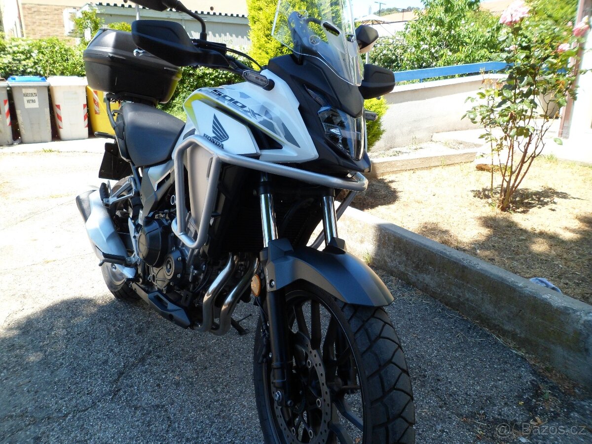 Honda CB 500 X (2020) 19" kolo, kufr, padáky, 35kW, A2