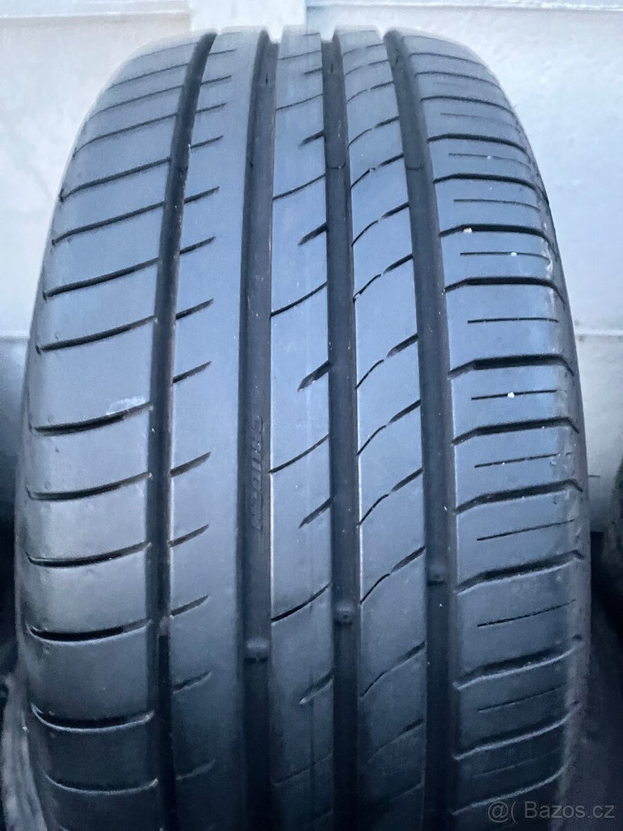 Letní pneu 235/55 R 18