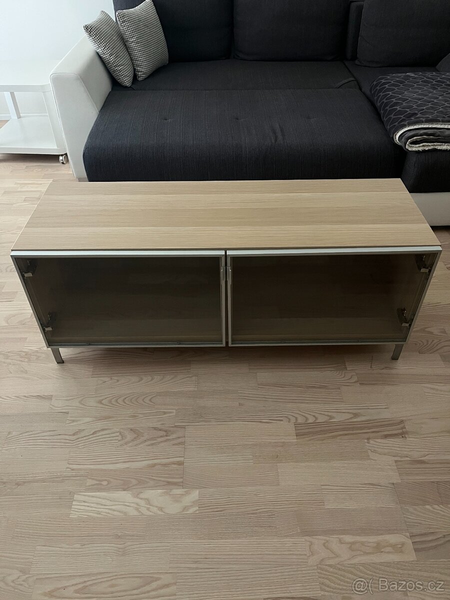 Knihovna Ikea