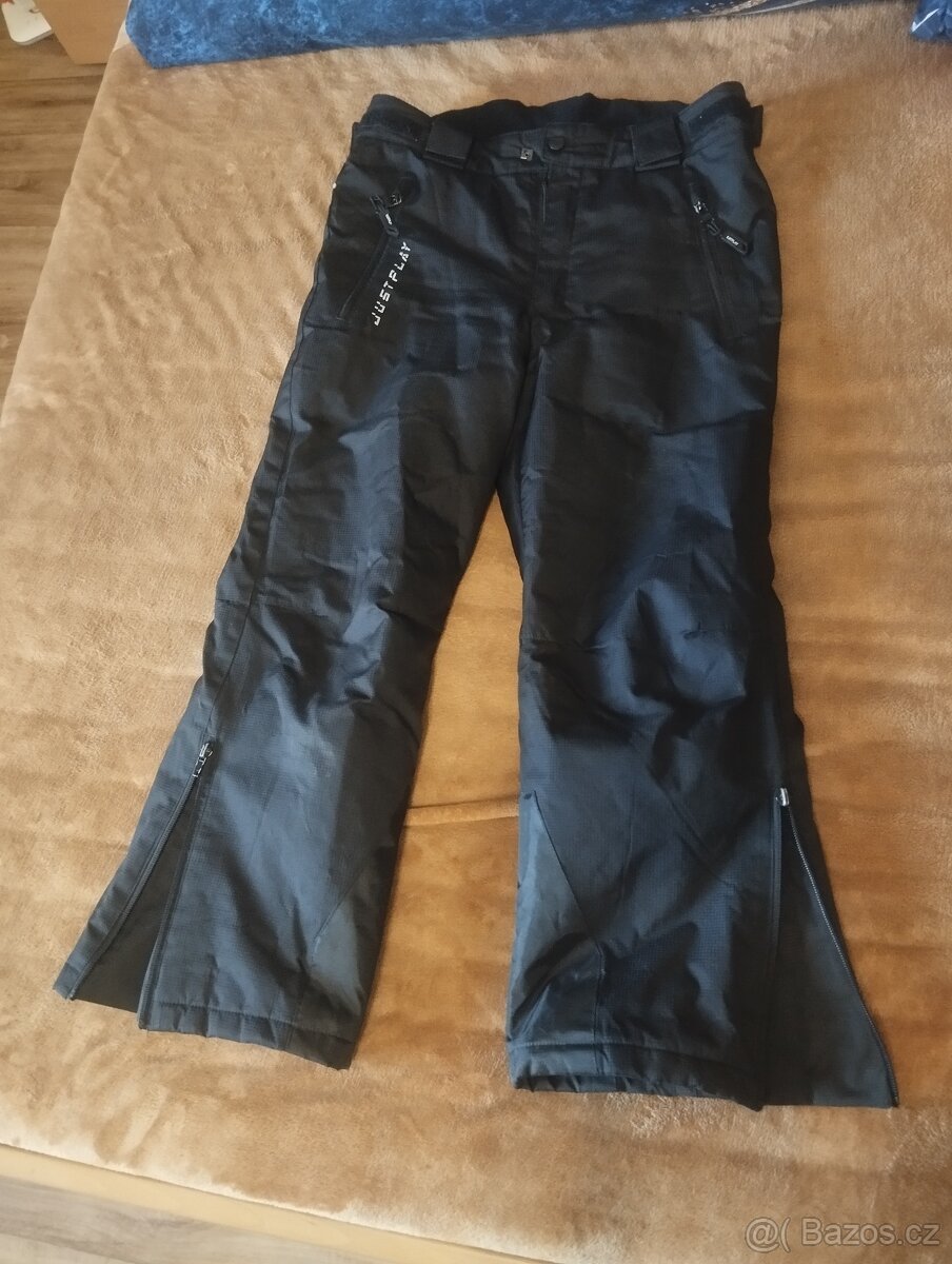 Lyžařské kalhoty vel.140