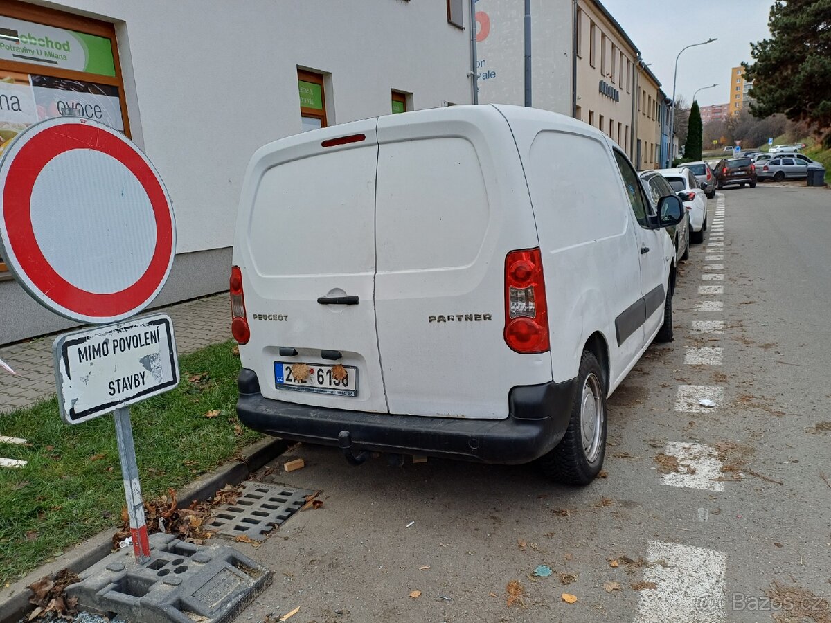 Prodávám auto peugeot