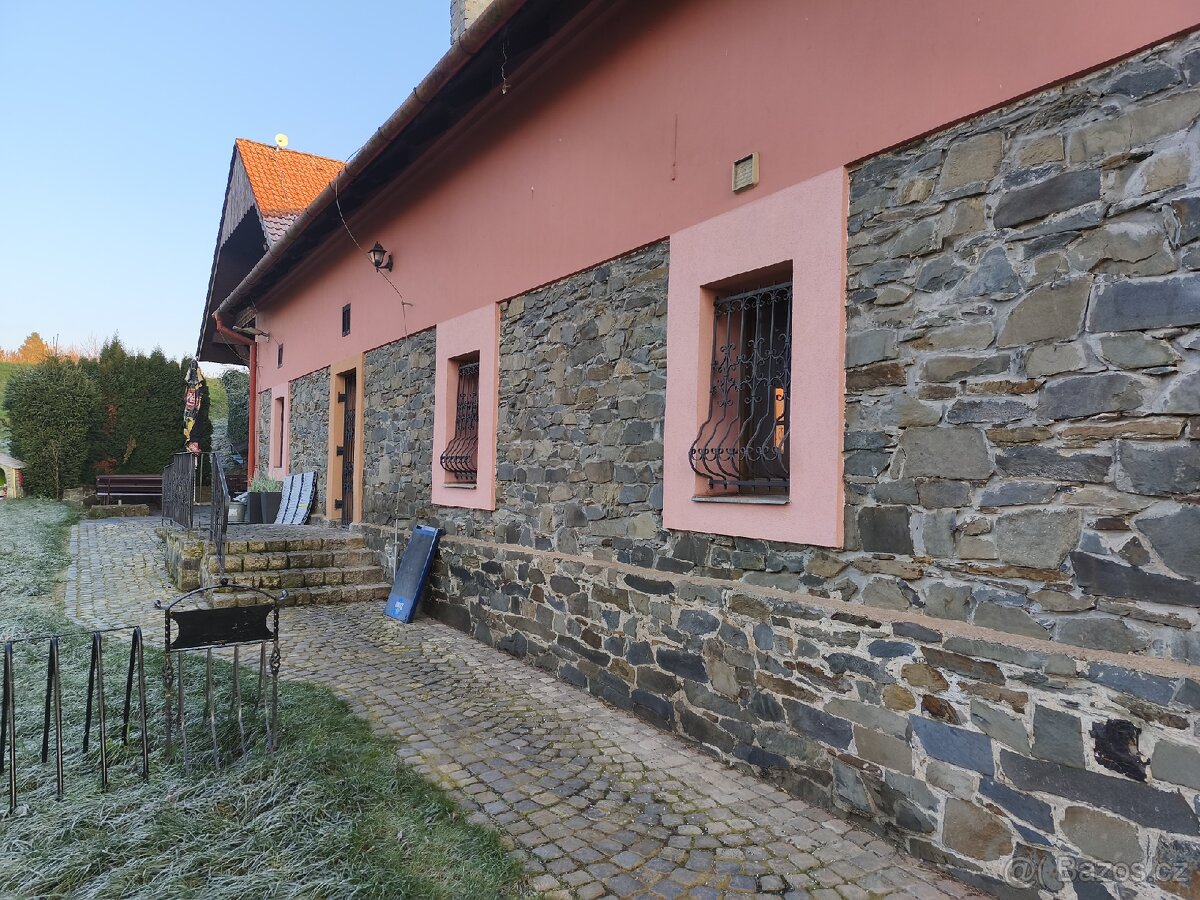 pronajmu hospodu babice u šternberka