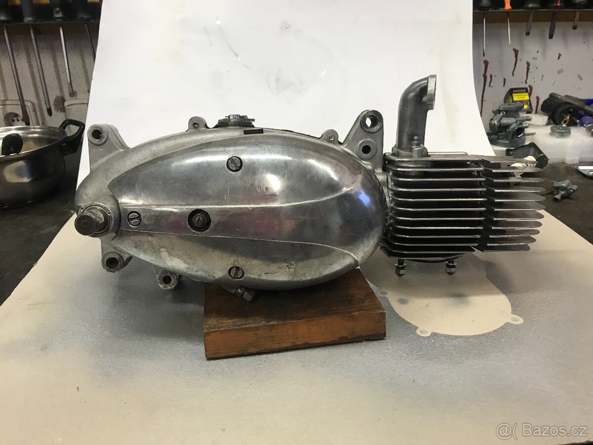 motor jawa pionýr 50/05