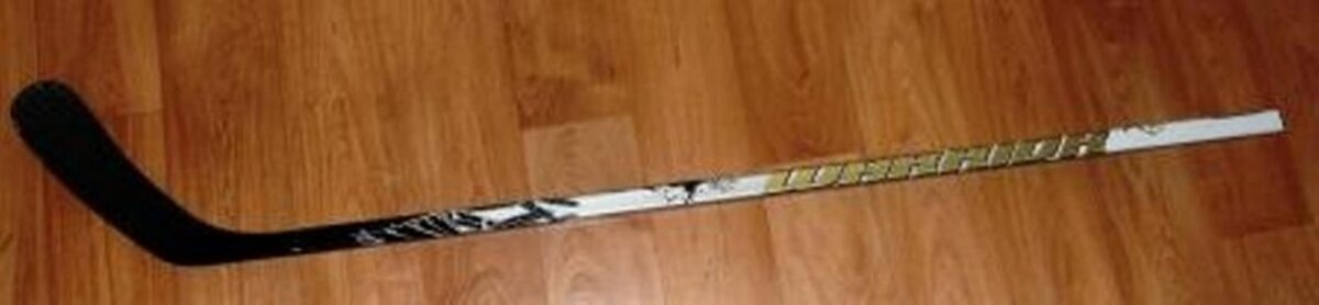 Kompozitová hůl WARRIOR DISHER, flex 50, pravá - NOVÁ