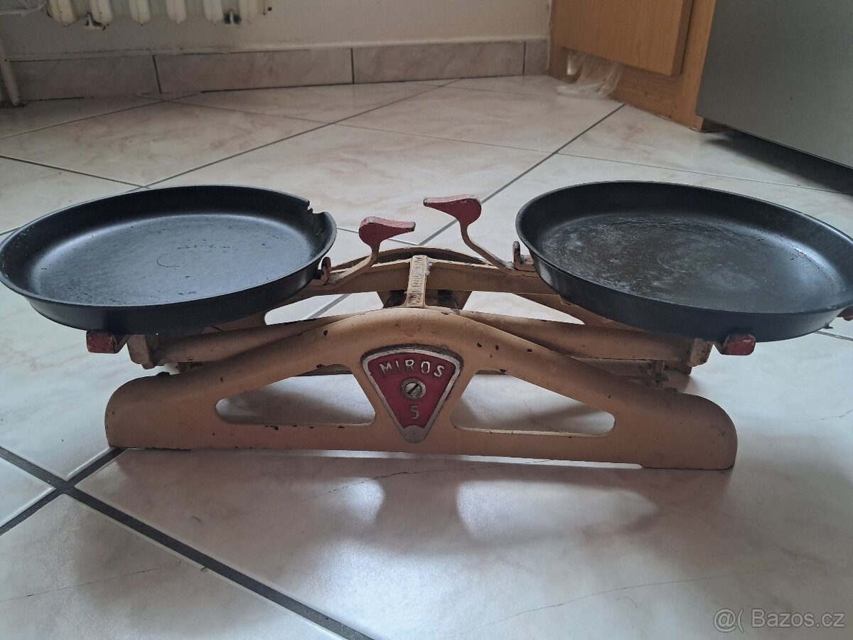 Staré váhy Miros