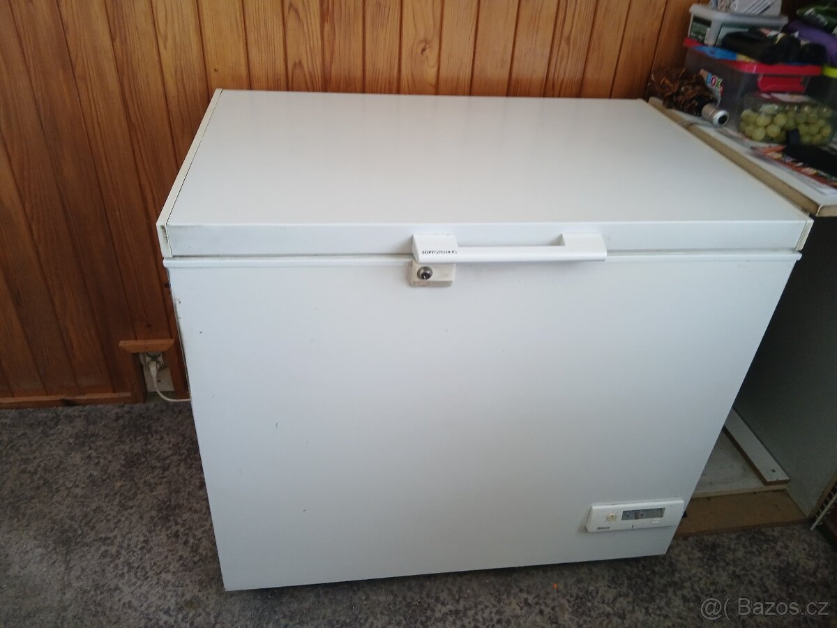 Pultový mrazak