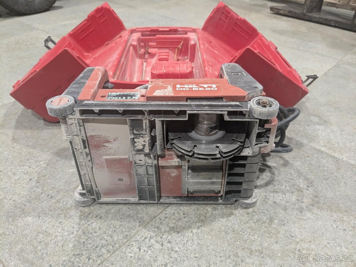 Drážkovačka Hilti DC SE20