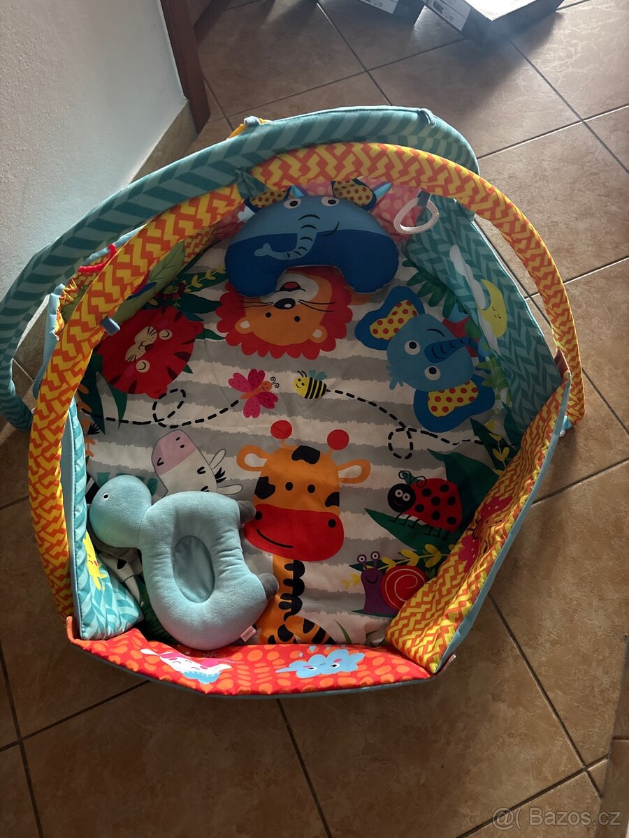 Hrací deka pro miminko