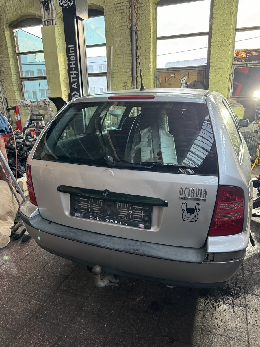 Páté dveře Škoda Octavia 1 combi