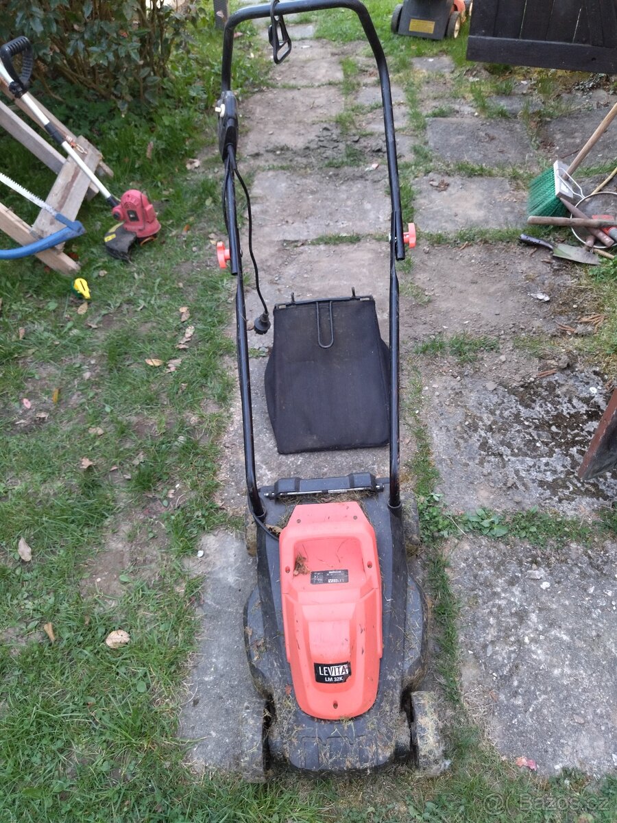 ELEKTRICKÁ SEKAČKA LEVITA LM 32 K