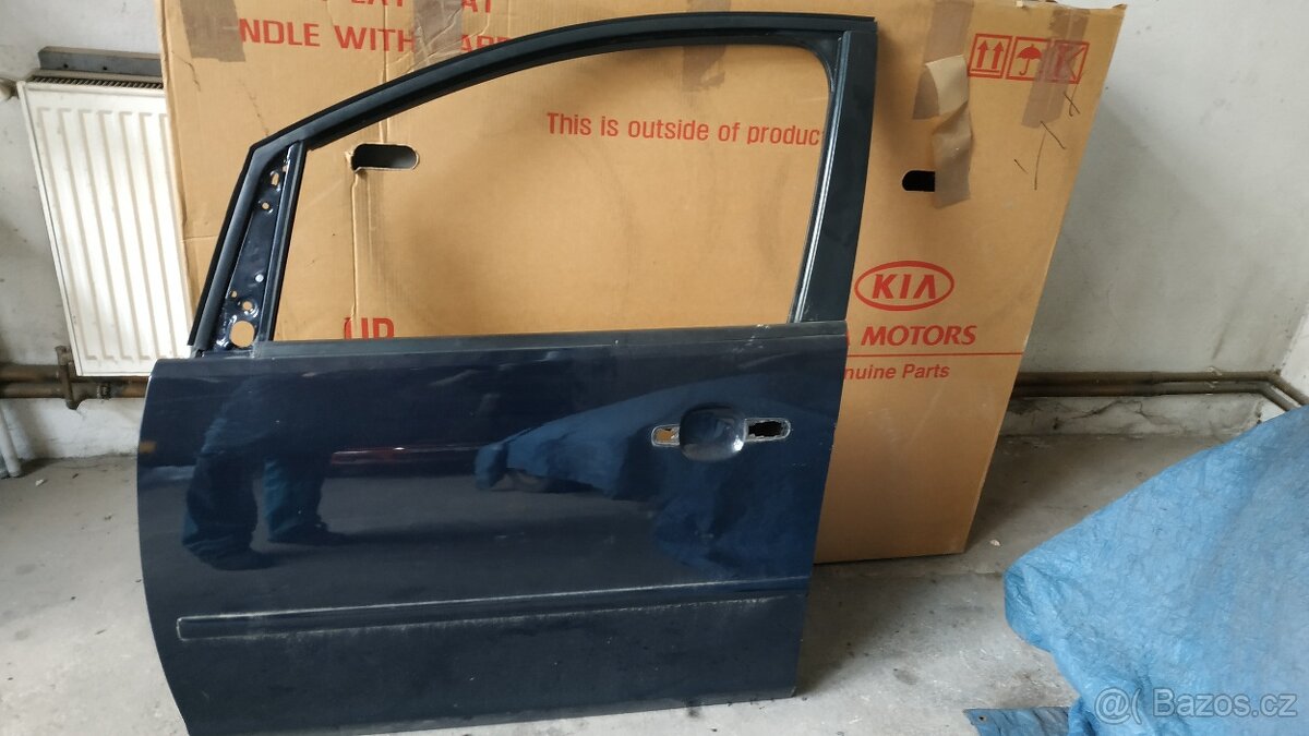 Ford C-Max, levé přední dveře