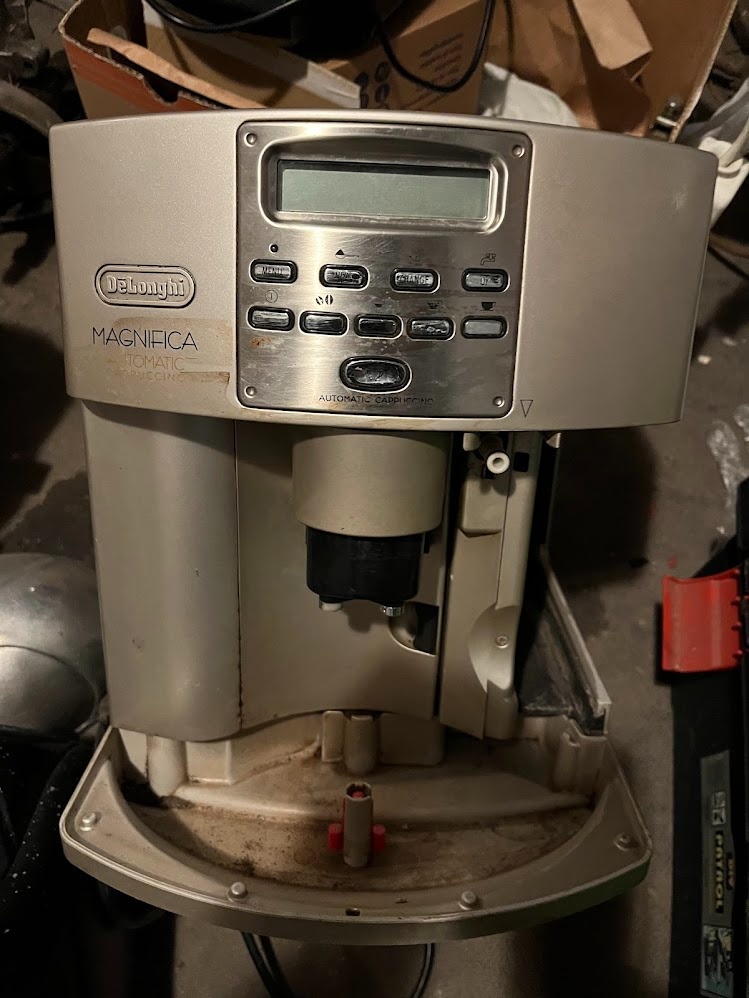 DELONGHI MAGNIFICANT NA DÍLY