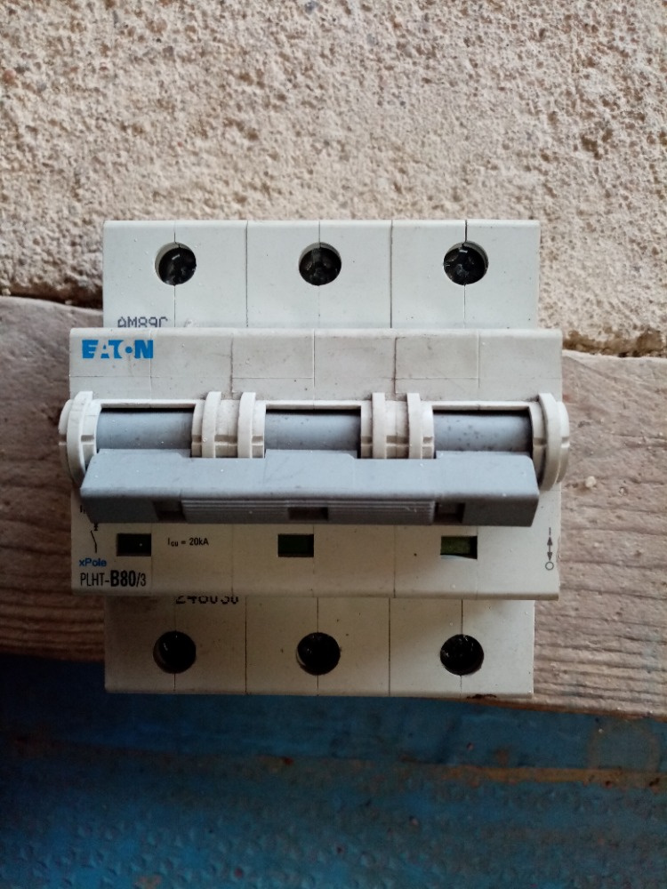 El. Jističe - 80A, 2x 32A