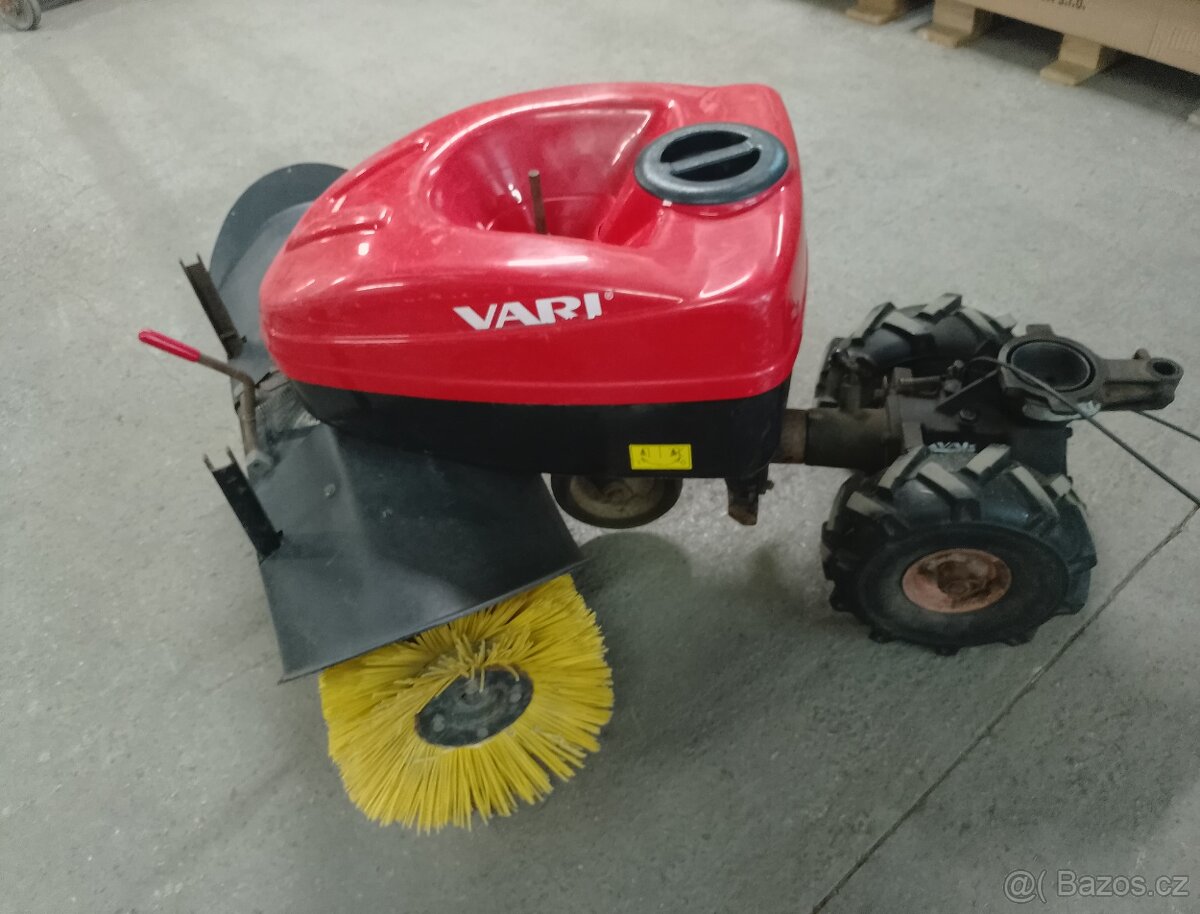 Vari zametací kartáč KV-100 s kropením,DSK-316 PA