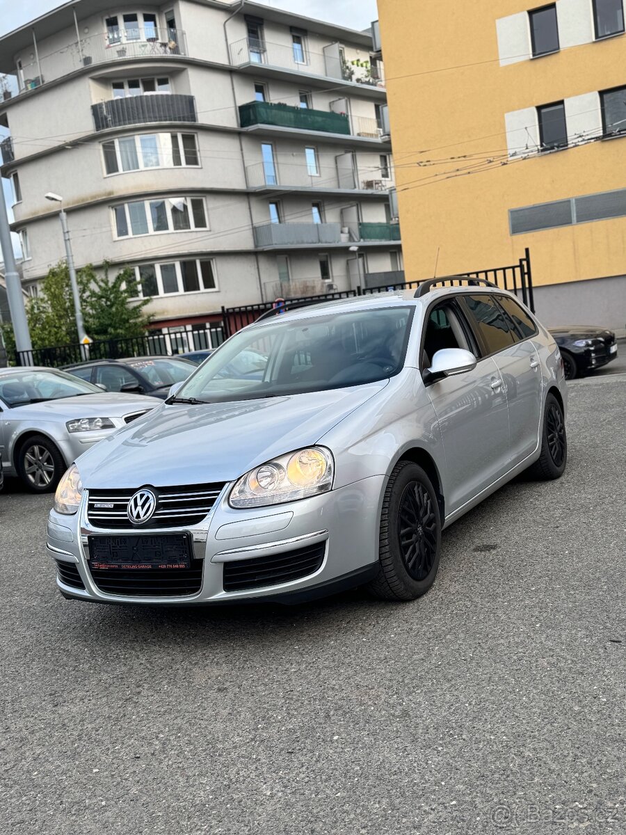 Volkswagen Golf, 1,9 TDI Comfortline Variant Ojeté, 5/2009,