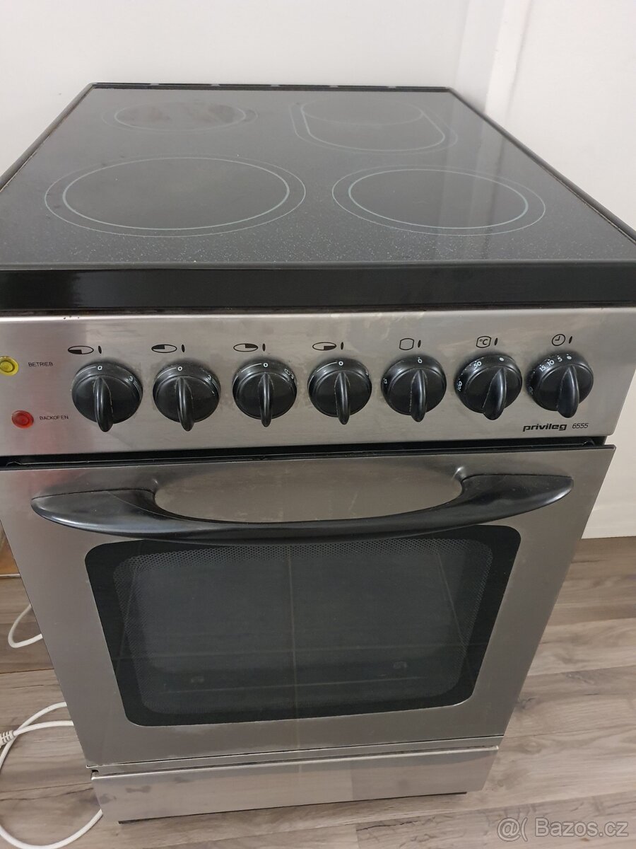 DOPRAVA 50cm sklokeramika elektrický sporák 220V
