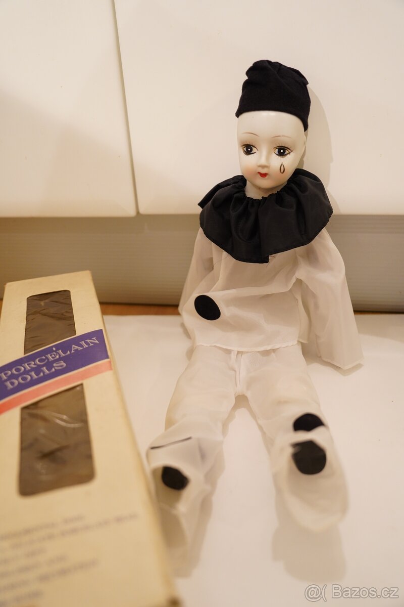 Starožitná panenka - 1899 Fine Porcelain Dolls