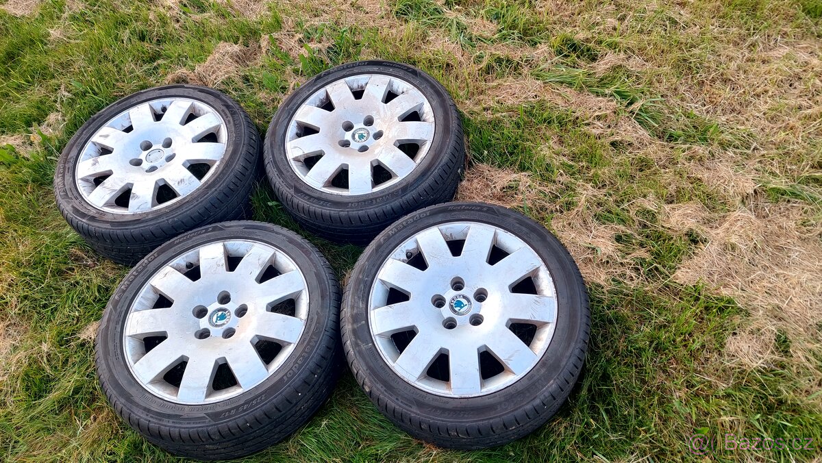Alu kola r17