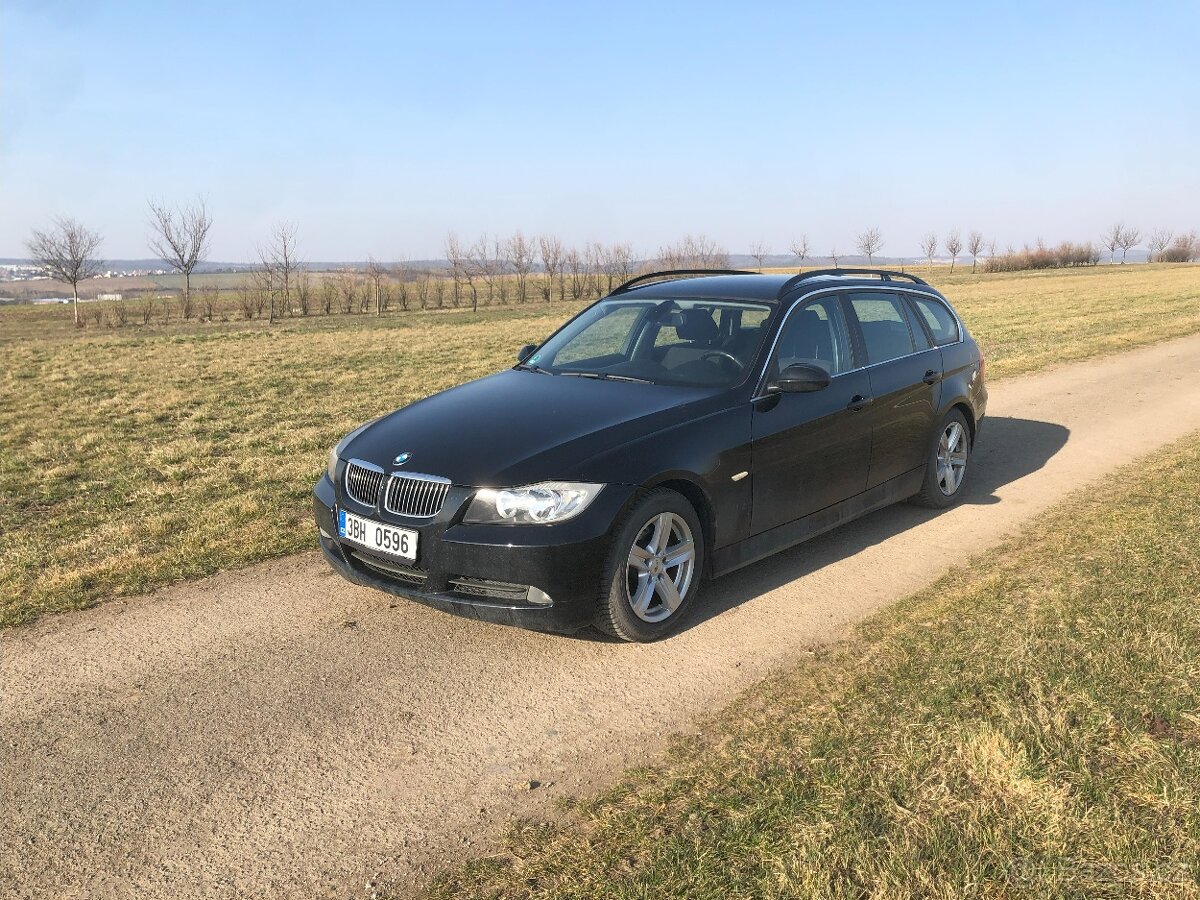 BMW E91 325i 2007