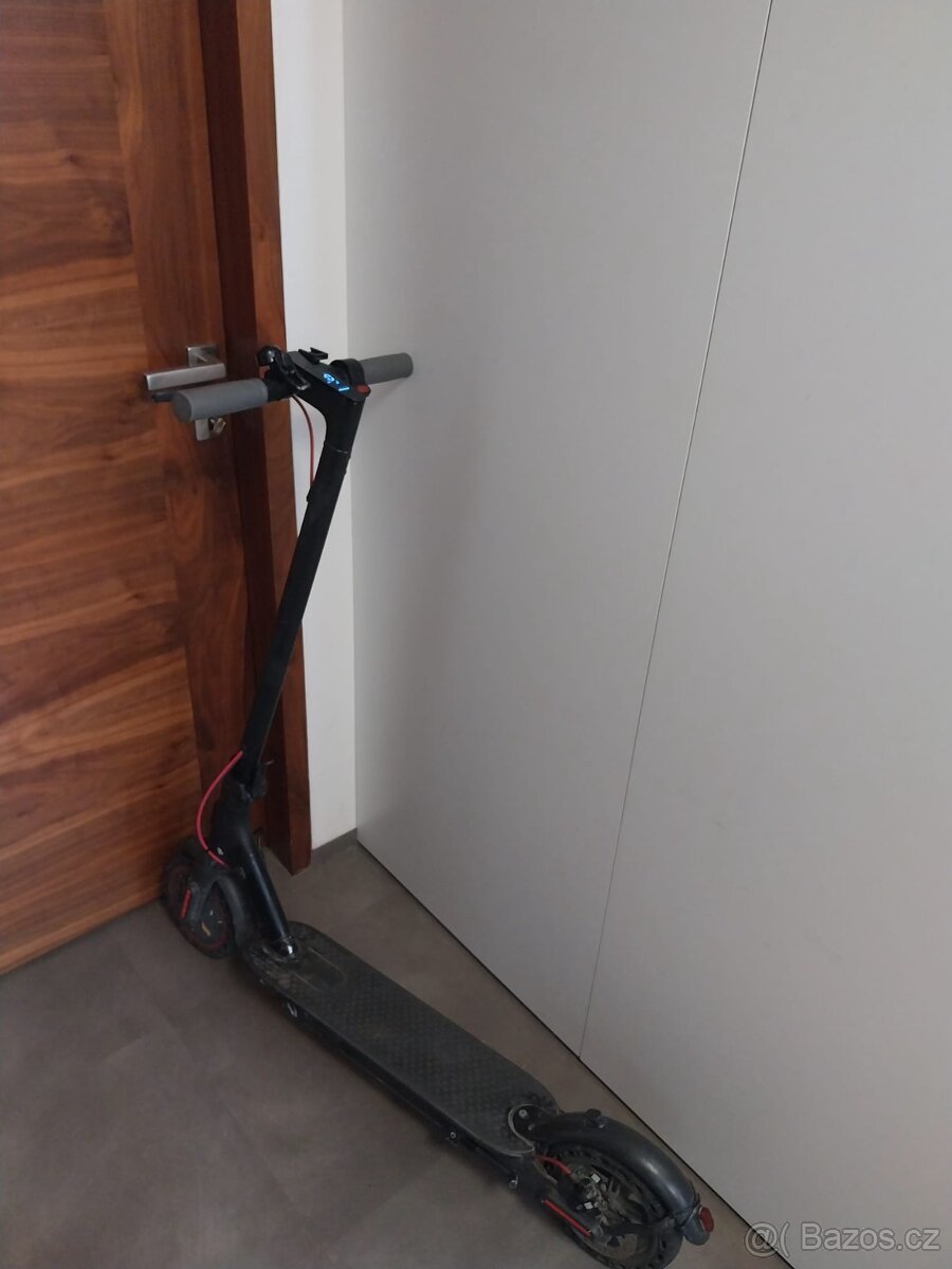 Elektrokoloběžka Xiaomi 2 pro