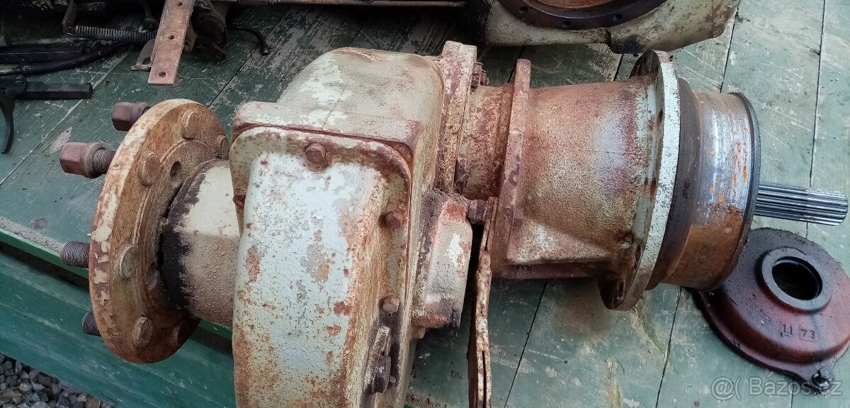 Portály Zetor 4712