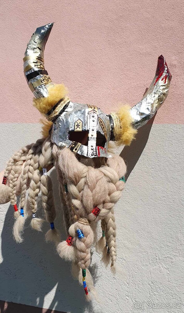 Karnevalové masky Vikingů