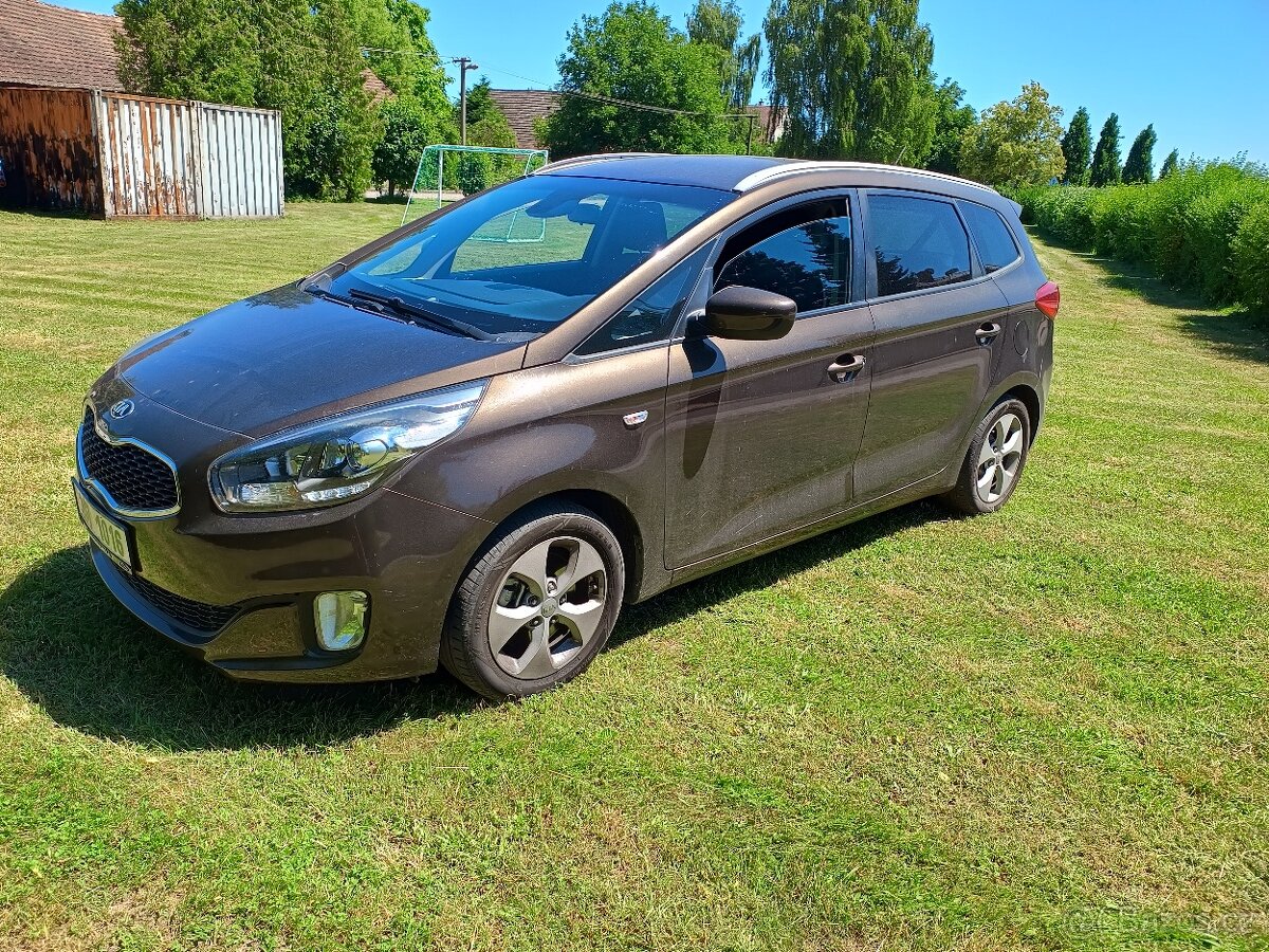 Kia Carens 1.6gdi benzín 2016