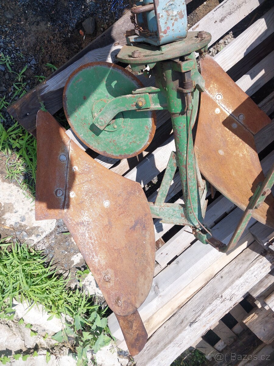 Malotraktor tk obracak pluh