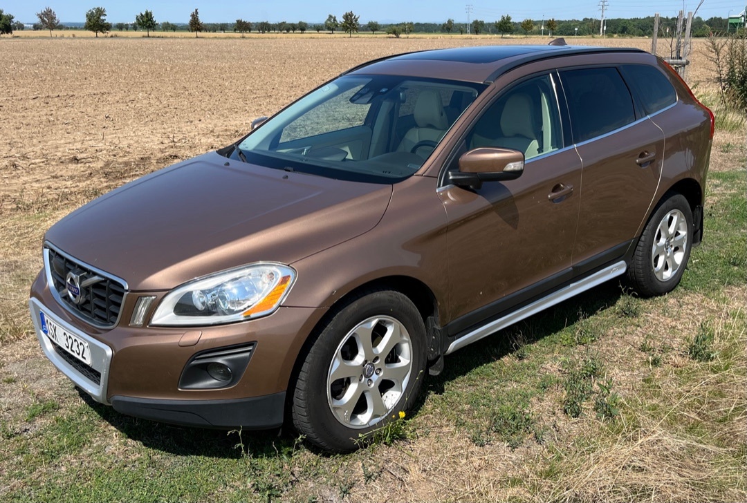 Volvo XC60 Automat 4x4 2008 D5 2,4D 136KW