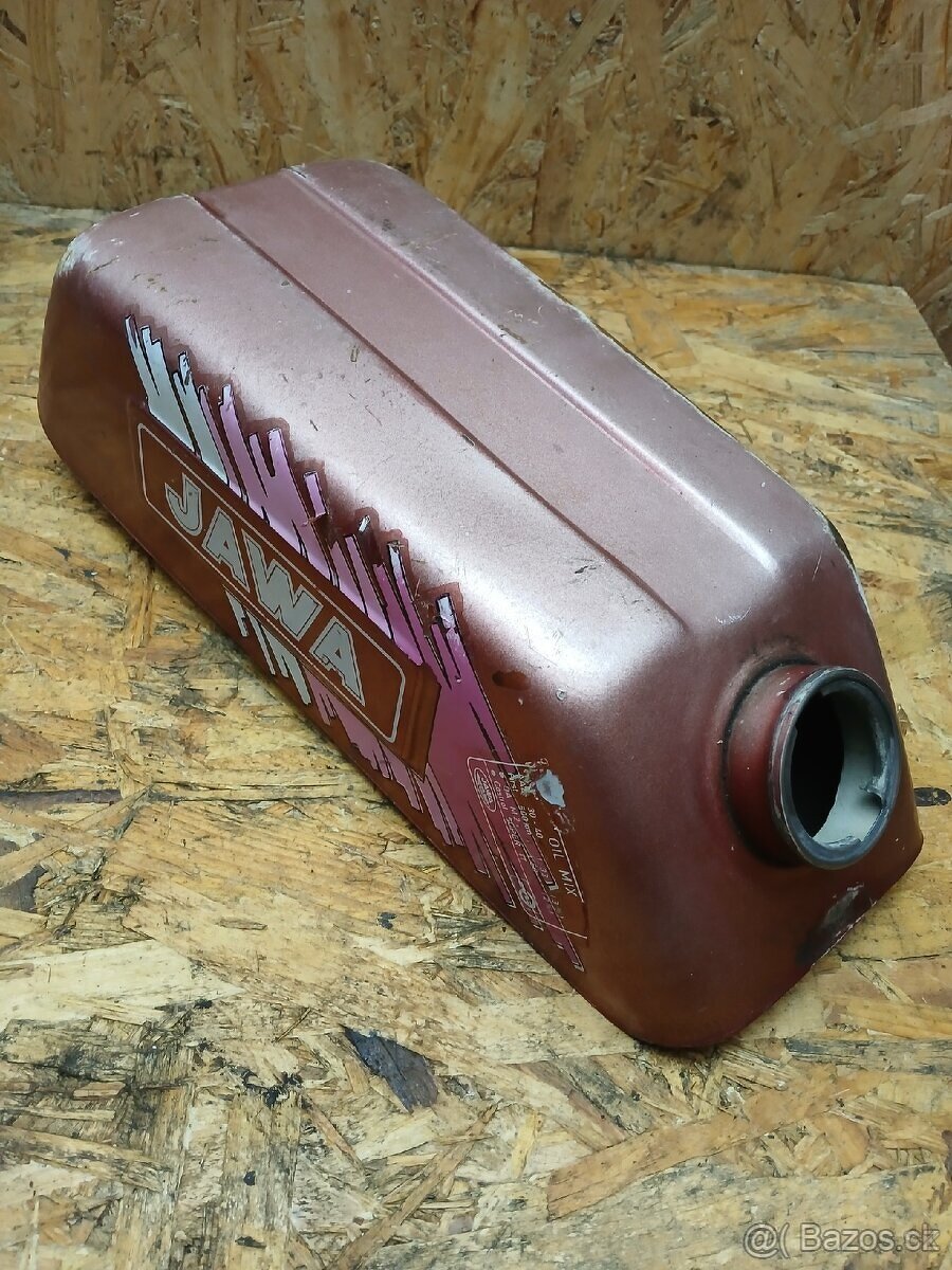 Babetta 210 nádrž