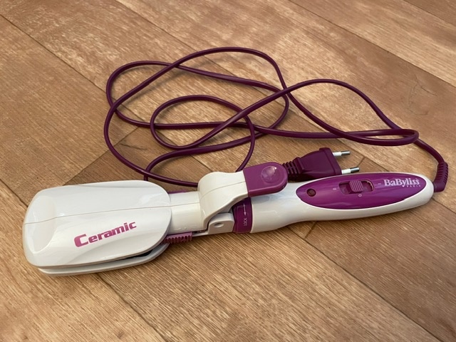 Žehlička a krepovačka na vlasy BABYLISS Ceramic
