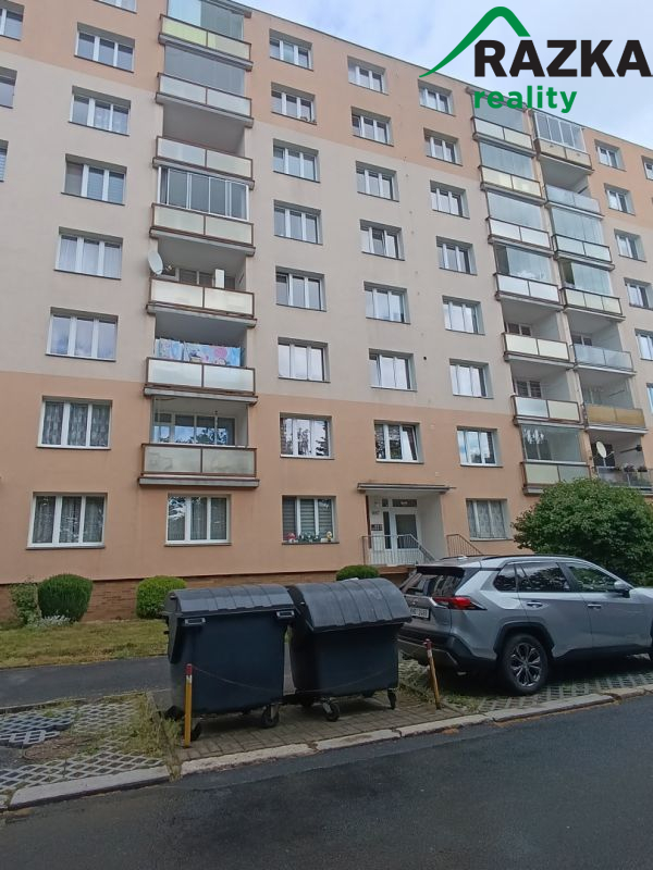 Byt 2+1 (60 m2) po rekonstrukci Sokolov, ul....