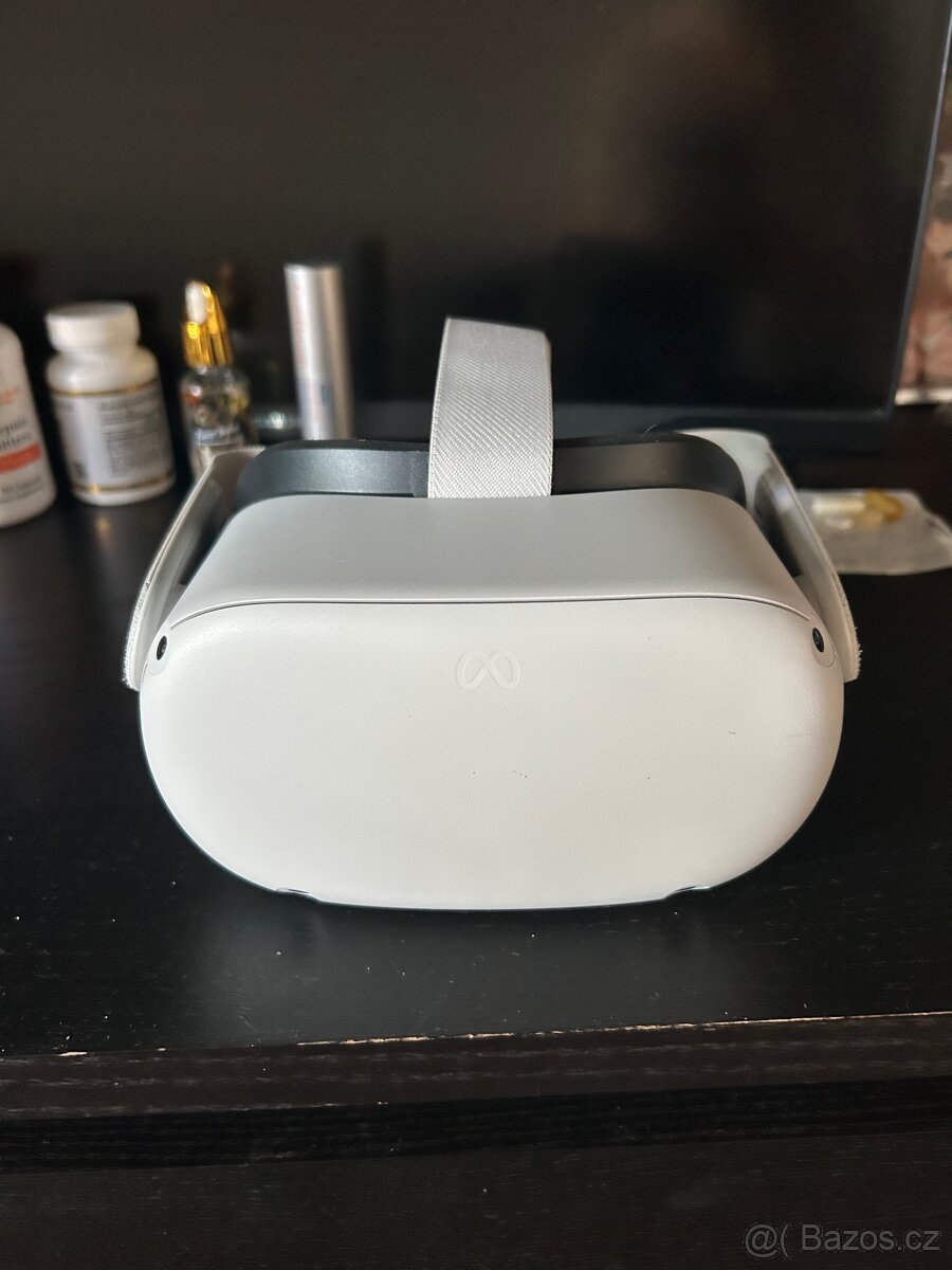 Meta Quest 2 (Oculus), 128 GB – ve skvělém stavu