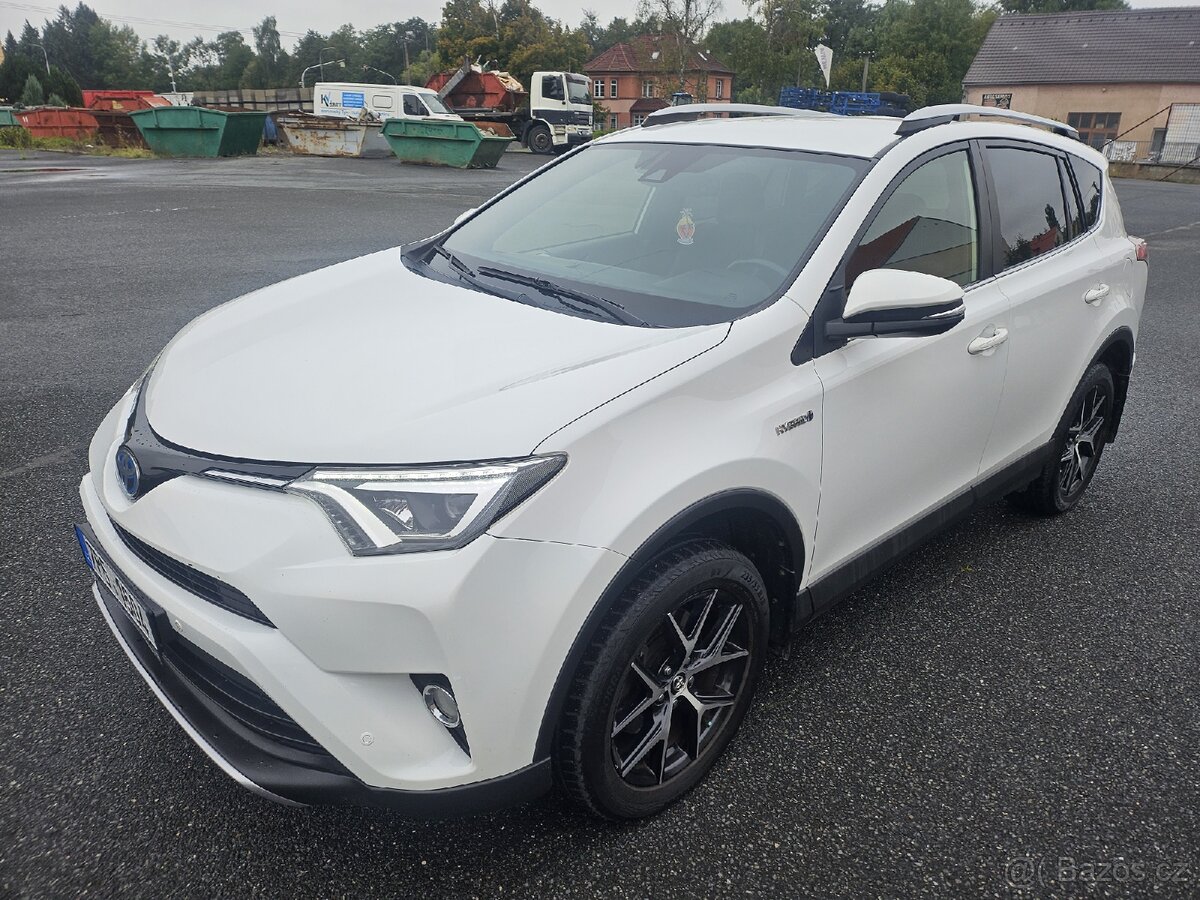 Toyota rav4 Hybrid odpočet DPH