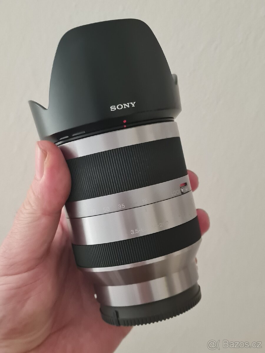 SONY SEL 18-200mm F3.5-6.3 OSS