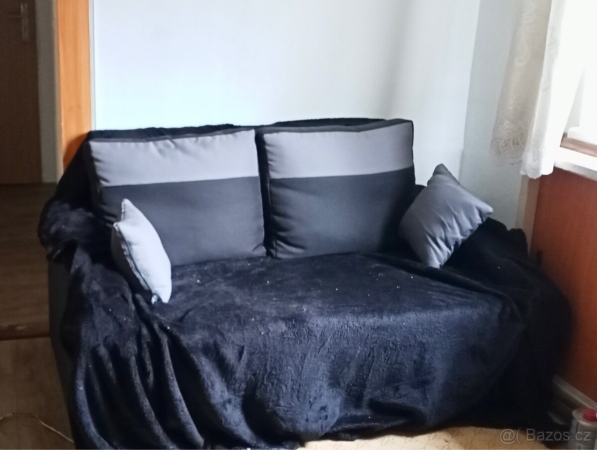 Rozkládací sedačka