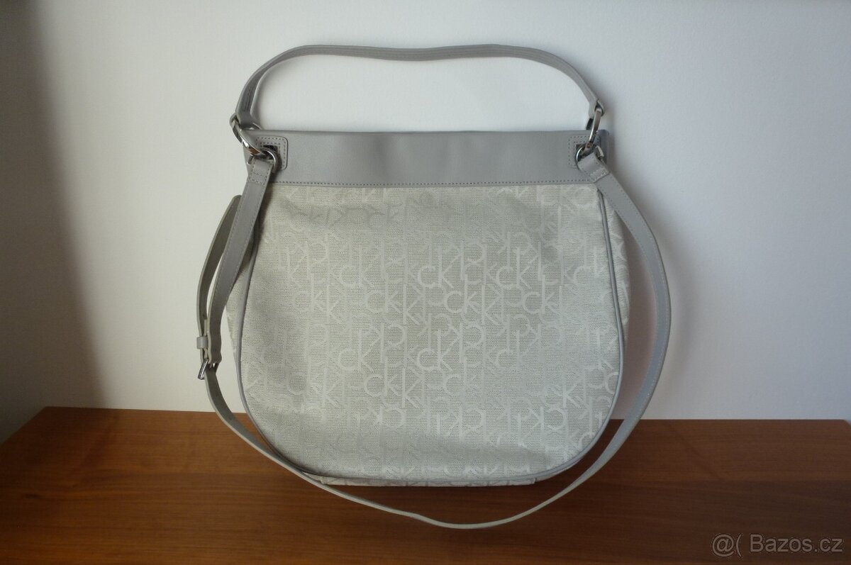 Nová kabelka Calvin Klein