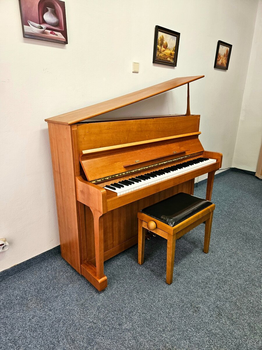 Prodám pianino STEIBECK s dopravou a zárukou .
