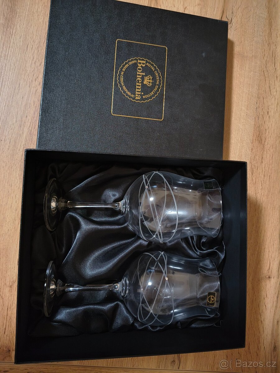 Sklenice na víno Bohemia Crystal