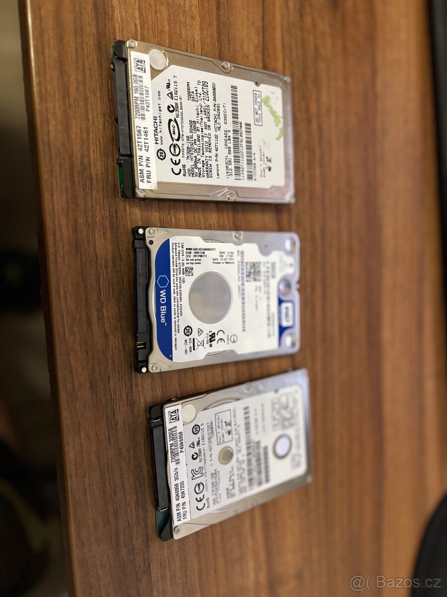 Sada 3× 2,5″ HDD (500 GB + 2×160 GB) – funkční