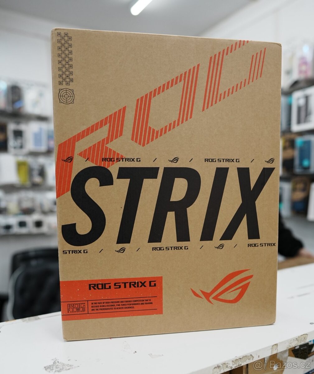 Nový Gaming ASUS ROG Strix G18 G814FPG