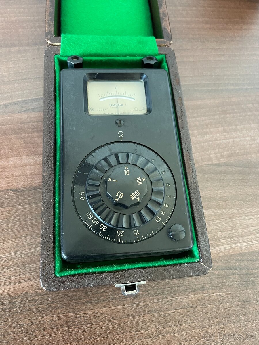 Měřící přístroj OMEGA 1 - Made In Czechoslovakia