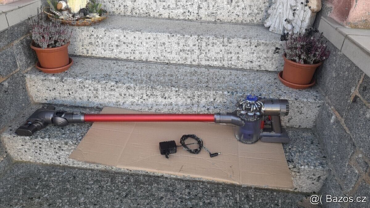 Kvalitní vysavač Dyson V6 V7