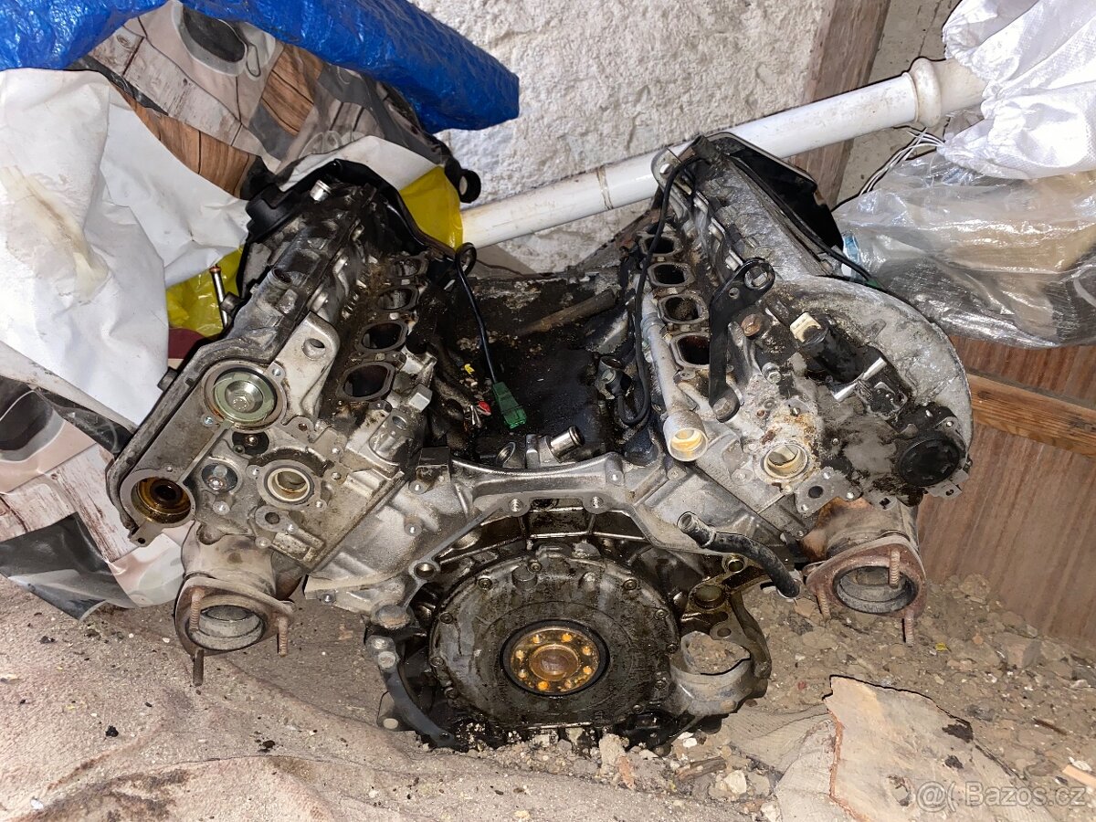 Prodám motor na Audi a8 d2, 4.2i 228kw