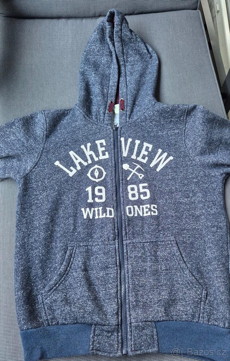 Šedá zateplená mikina vel. 158