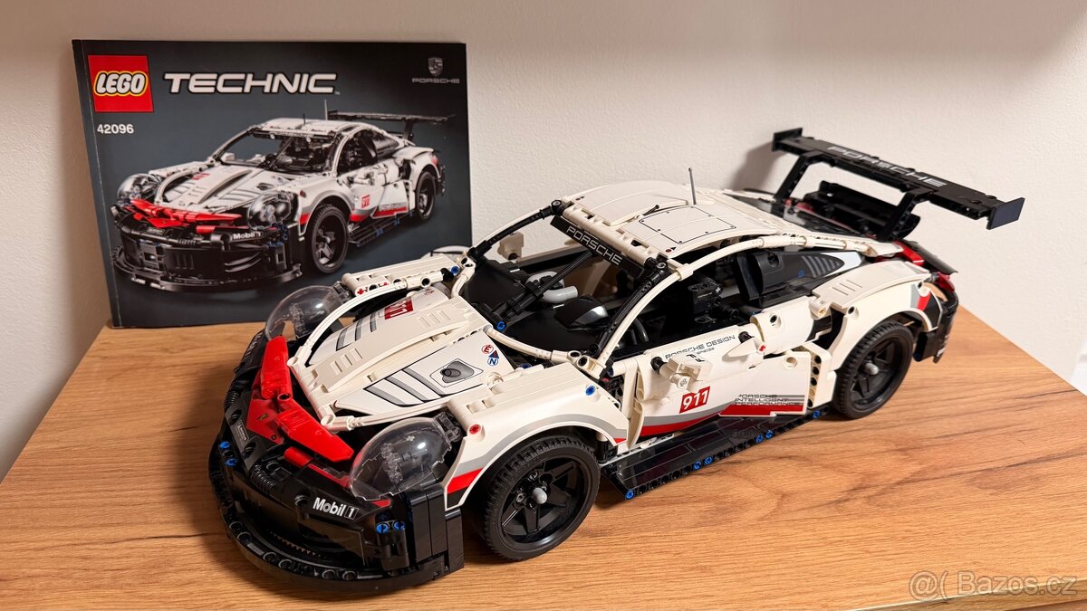 LEGO Technic Porsche 911 RSR 42096