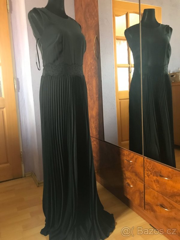 Dlouhé černé šaty 36/S