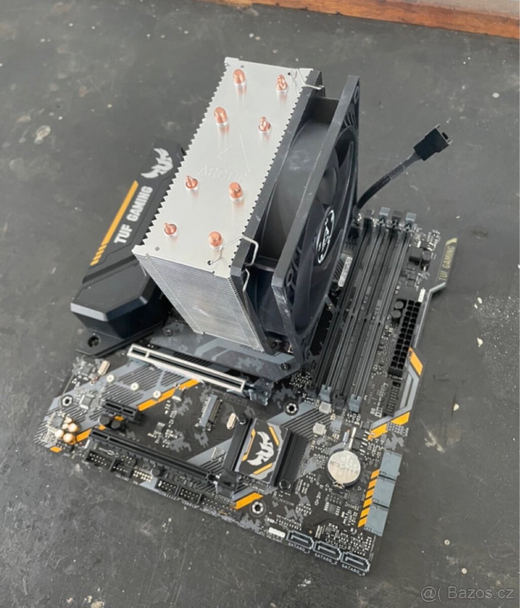 Tuf B635-plus gaming + i7 9700F + chladič cpu Arctic