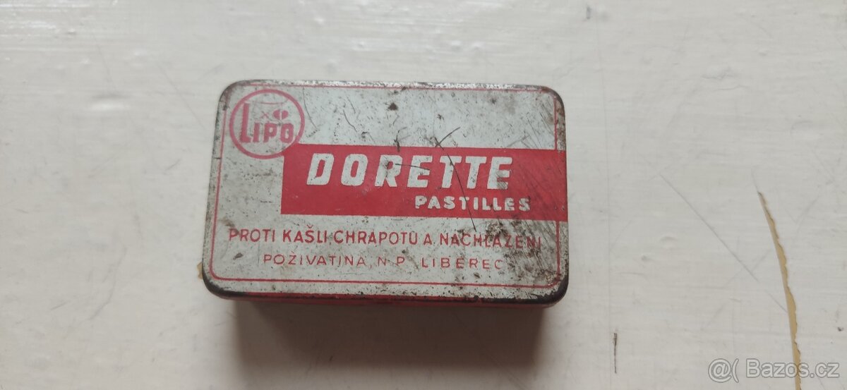 Plechová krabička od pastilek Dorette.