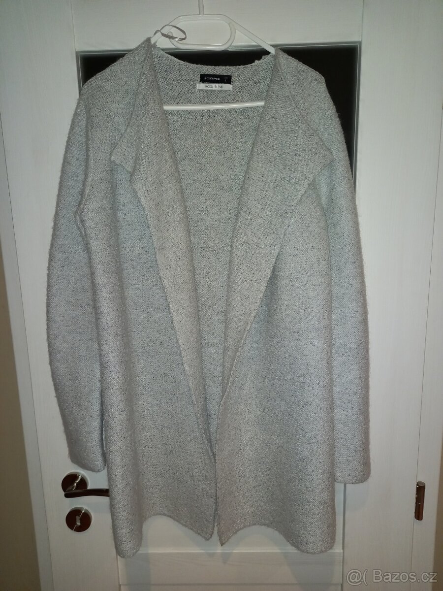 Krásný šedý svetr Reserved vel. L